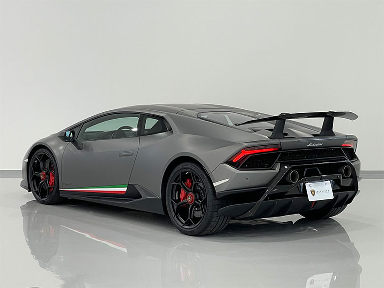 ランボルギーニ ウラカン ペルフォルマンテ - マットグレー (7/19枚)