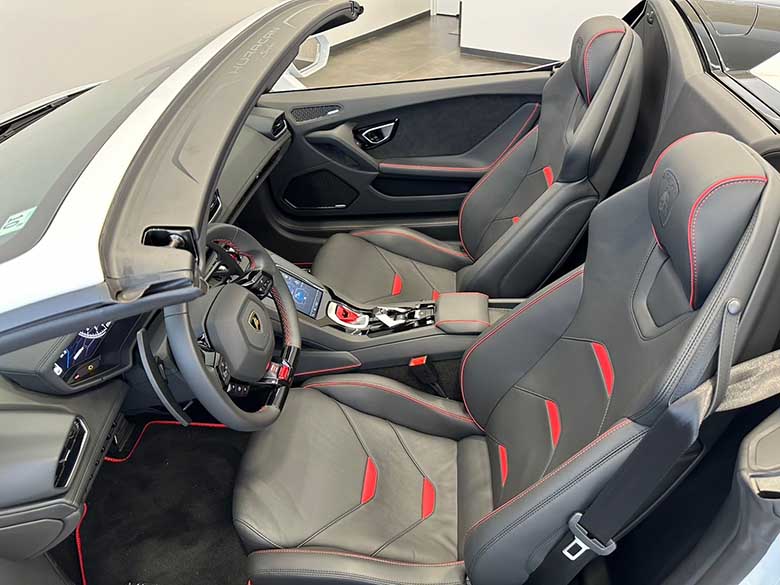 ウラカン EVO スパイダー(21/38枚)