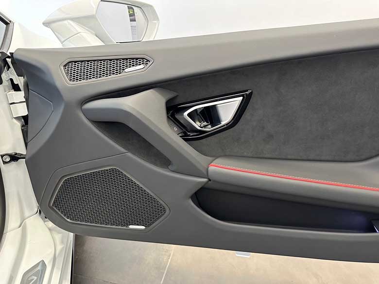 ウラカン EVO スパイダー(29/38枚)