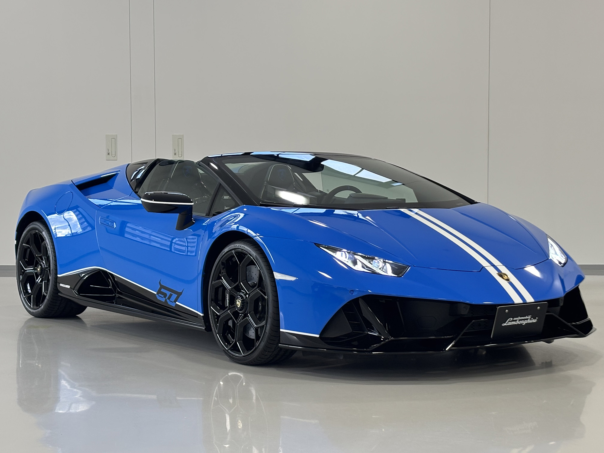 ランボルギーニ ウラカン Tecnica 認定中古車｜ランボルギーニ広島