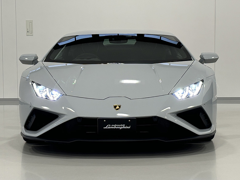 ランボルギーニ ウラカン スパイダー LP580-2 レッド ブルー