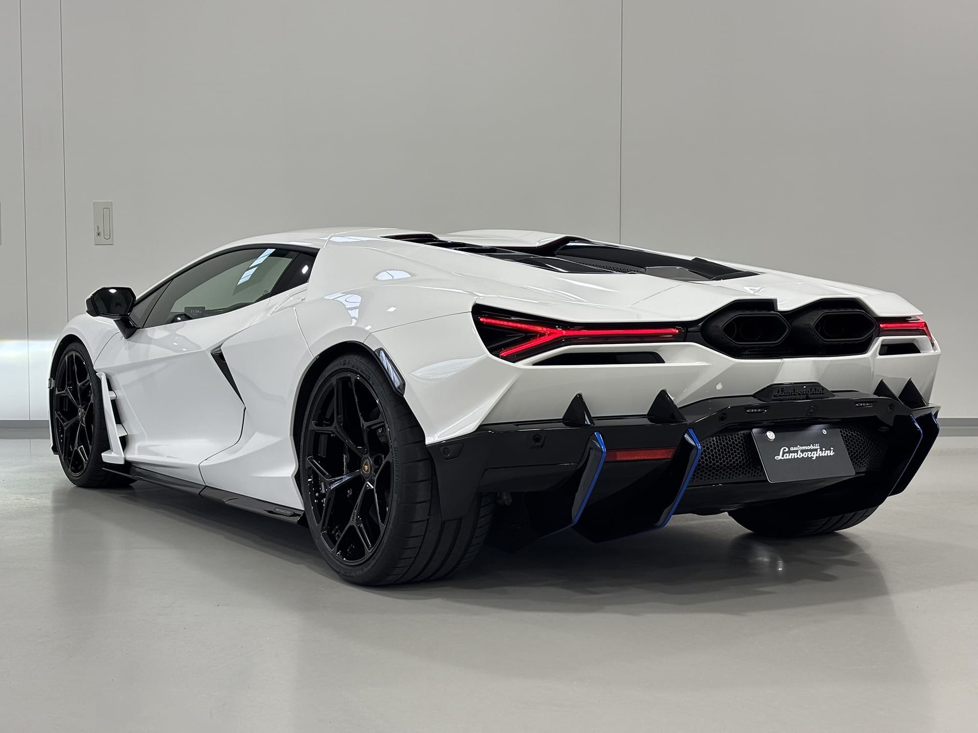 ランボルギーニ ウラカン Tecnica 認定中古車｜ランボルギーニ広島