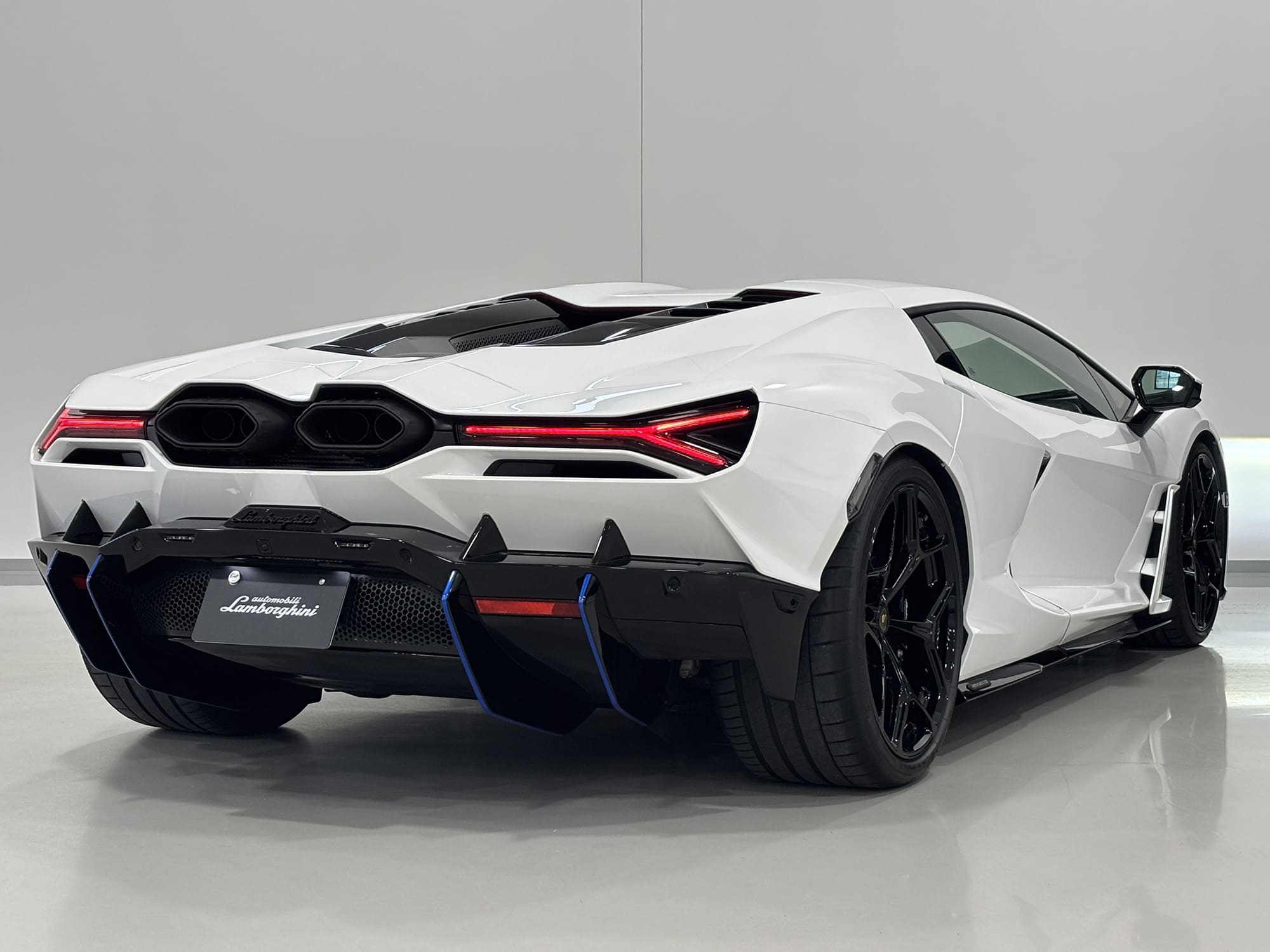 ランボルギーニ ウラカン Tecnica 認定中古車｜ランボルギーニ広島