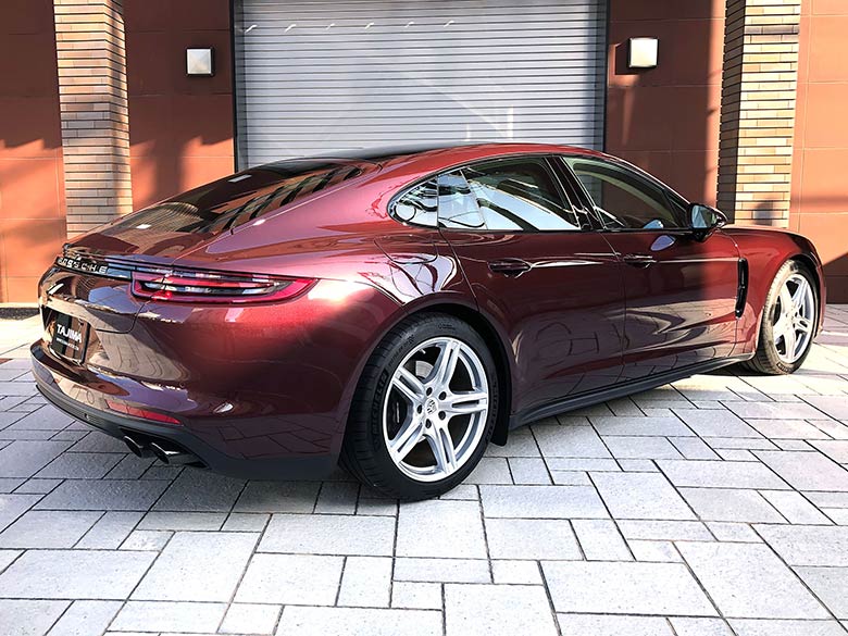 ポルシェ パナメーラ 3.0 PDK - ワインレッド ハイグロス ブラック サイドウィンドウ トリム (8/34枚)