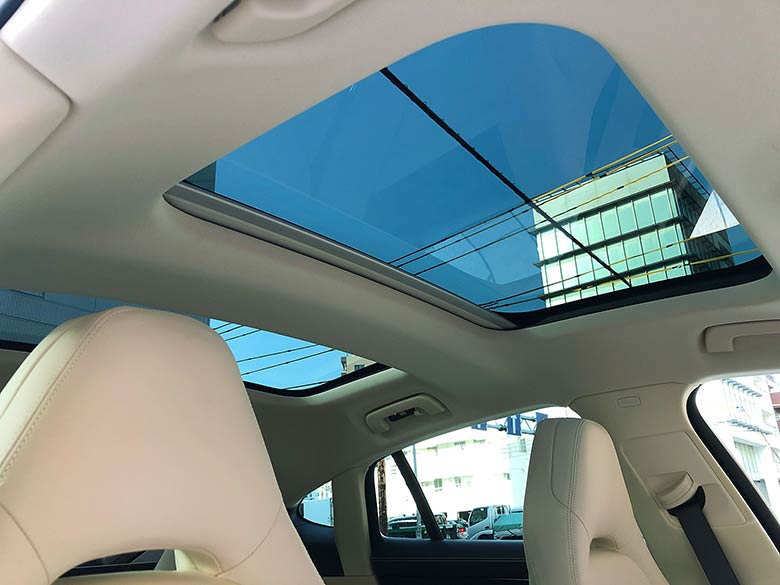 ポルシェ パナメーラ 3.0 PDK - ワインレッド パノラマルーフシステム (12/34枚)