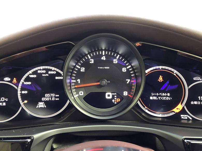 ポルシェ パナメーラ 3.0 PDK - ワインレッド (23/34枚)