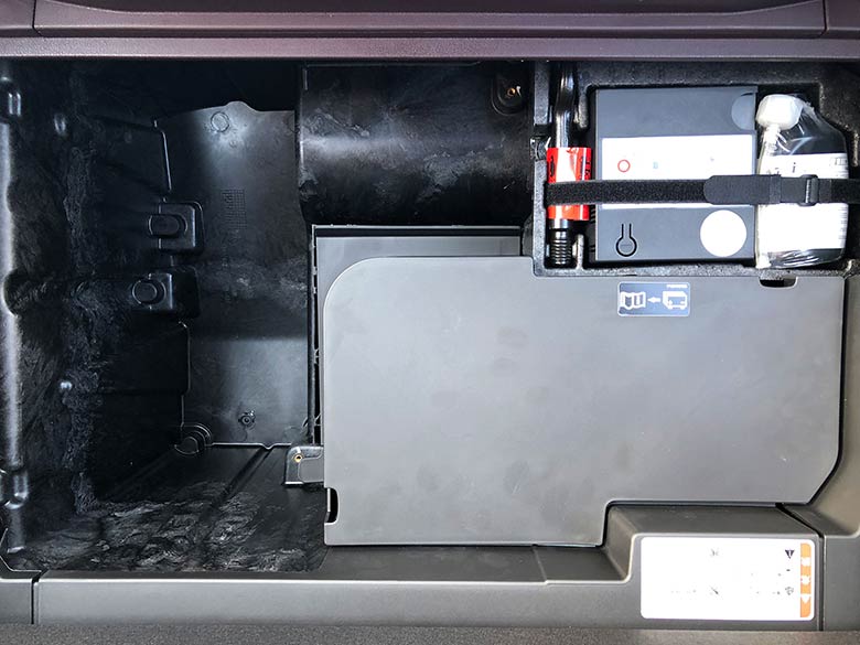 ポルシェ パナメーラ 3.0 PDK - ワインレッド (33/34枚)