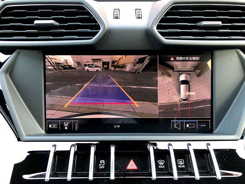 ランボルギーニ ウルス4.0 4WD - ホワイト (29/44枚)