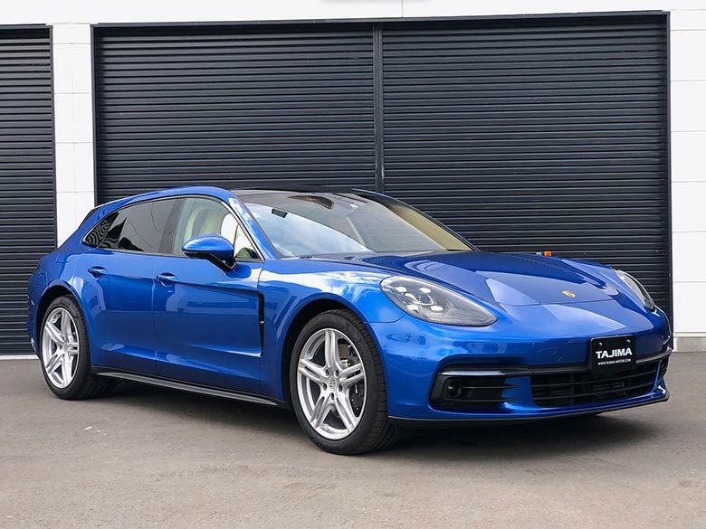 ポルシェ パナメーラ 4 スポーツツーリスモ PDK 4WD - ブルーメタリック パノラマルーフシステム (3/20枚)