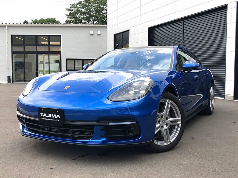 ポルシェ パナメーラ 4 スポーツツーリスモ PDK 4WD - ブルーメタリック 911等、ポルシェの他モデルと共通のイメージのフロントセクション(9/20枚)