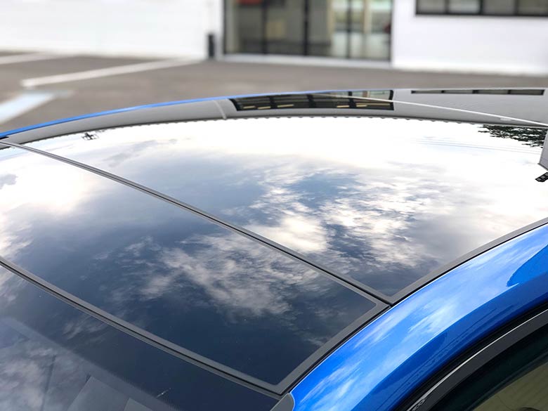 ポルシェ パナメーラ 4 スポーツツーリスモ PDK 4WD - ブルーメタリック パノラマルーフシステム (11/20枚)