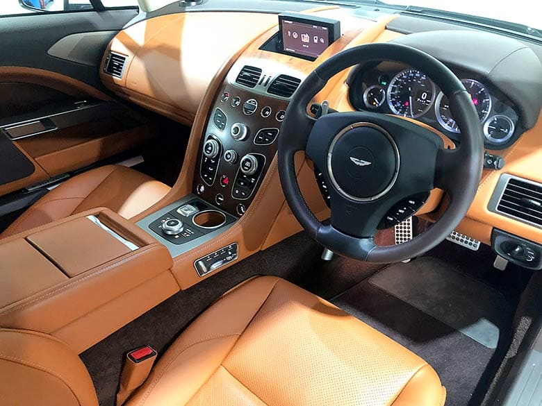 フロントシート。コンディションも大変良いです。 (11/19枚) アストンマーチン ラピード S タッチトロニック3