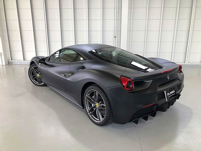 フロント/リヤパーキングセンサーを装備 (8/21枚) フェラーリ 488GTB F1 DCT - マットブラック