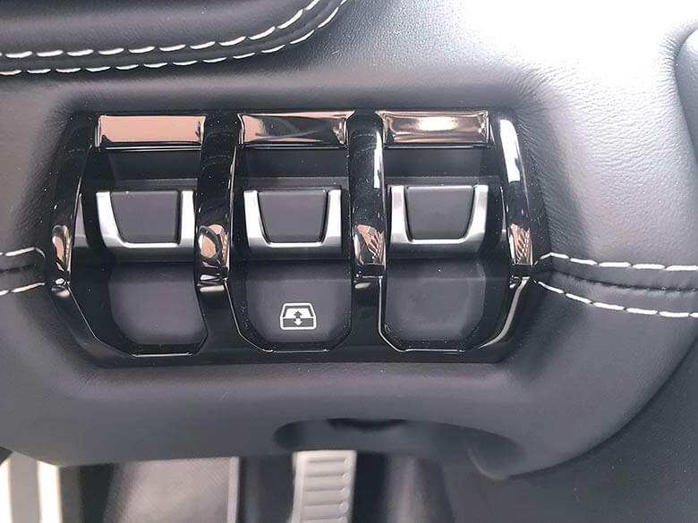 (19/31枚)-ランボルギーニ アヴェンタドール S ロードスター