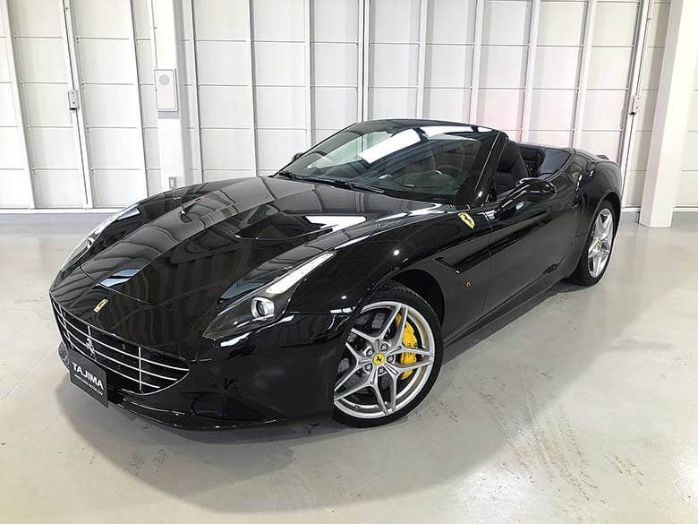 フェラーリ カリフォルニアT F1 DCT - ブラックメタリック リトラクタブルハードトップ オープン (8/19枚)