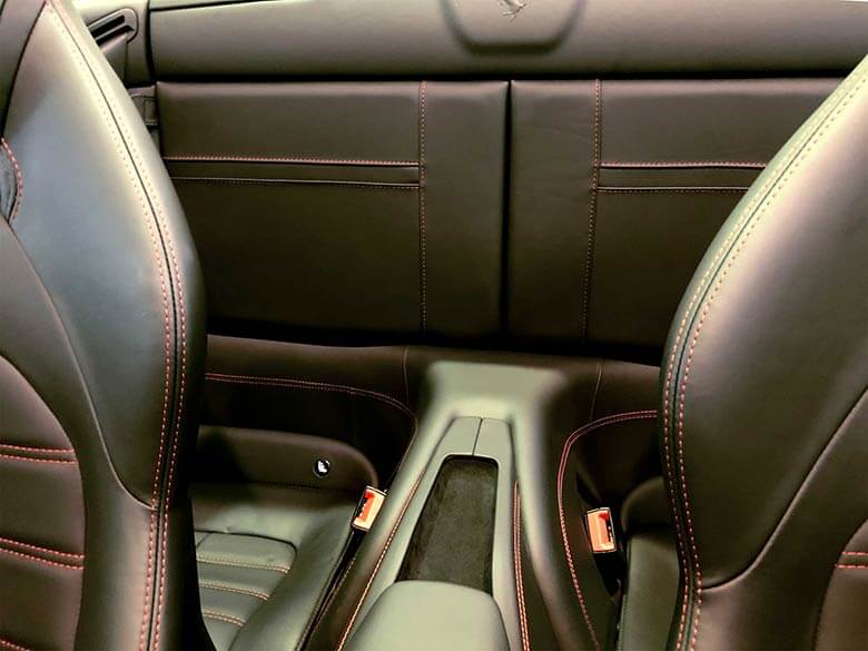 フェラーリ カリフォルニアT F1 DCT - ブラックメタリック ４シーター (14/19枚)