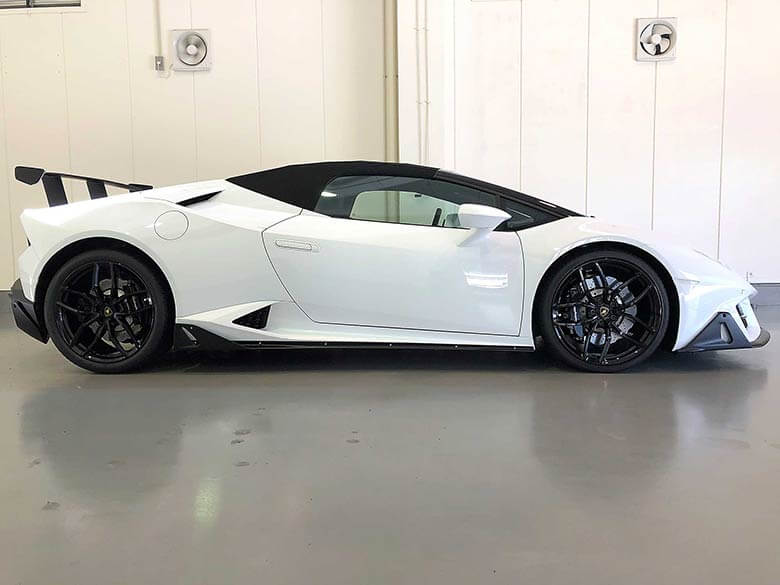 ランボルギーニ ウラカンスパイダーRWD (LDF)　純正エアロキット付き - ホワイト ブラックファブリックソフトトップ (5/38枚)