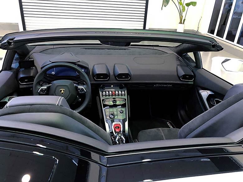 ランボルギーニ ウラカンスパイダーRWD (LDF)　純正エアロキット付き - ホワイト フルオープン (12/38枚)