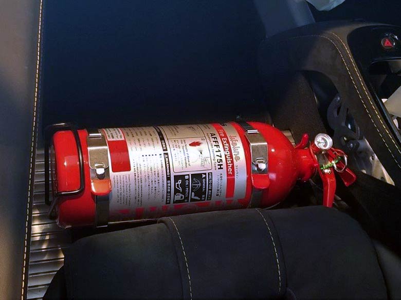 ロータス エリーゼ CUP250 GP EDITION - 納車後、プロチューナーにてLSD、サスペンション、ハイグリップタイヤ他、サーキット走行に向けて必要なパーツを全て装着しています。総額340万円。(24/31枚)