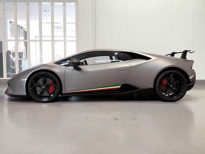 ランボルギーニ ウラカン ペルフォルマンテ (LDF) 4WD - グレー Front and rear CCB, (6-cylinder brake calipers, 4-cylinder brake calipers) (5/19枚)