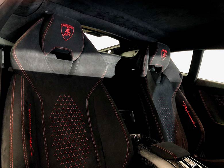 ランボルギーニ ウラカン ペルフォルマンテ (LDF) 4WD - グレー Performante interior with laser engraving / Full electric adjustable and heated seats (12/19枚)