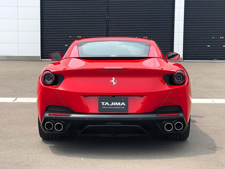 フェラーリ ポルトフィーノ 3.9ターボ F1 DCT - レッド リアパーキングカメラを装備。 (5/20枚)