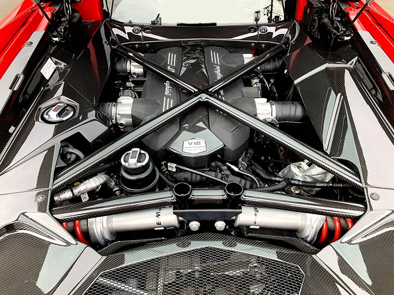 6490cc V12エンジン 740馬力（カタログ値） (12/19枚) ランボルギーニ アヴェンタドール S - Rosso Mars(レッド) MY2019