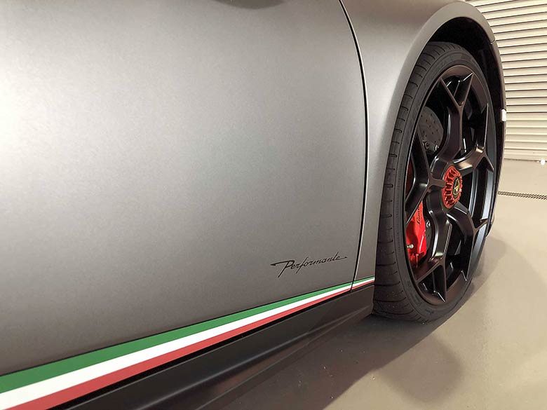 ランボルギーニ ウラカン ペルフォルマンテ (LDF) 4WD - グレー リフティング＆マグネットレオロジカルサスペンション (2/20枚)