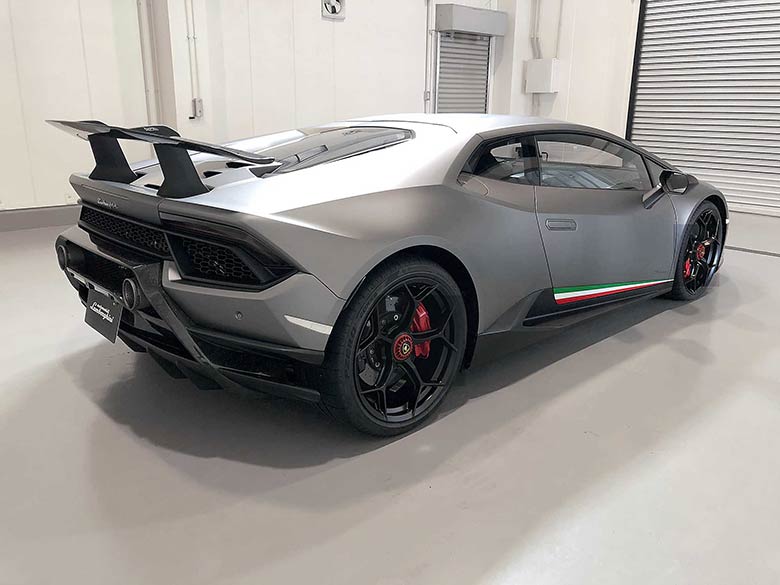 ランボルギーニ ウラカン ペルフォルマンテ (LDF) 4WD - グレー タイヤプレッシャーモニター (8/20枚)