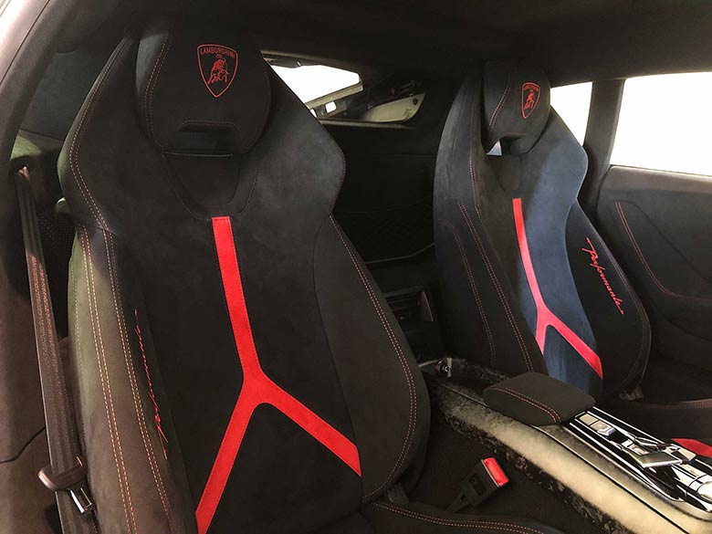 ランボルギーニ ウラカン ペルフォルマンテ (LDF) 4WD - グレーペルフォルマンテアルカンタラインテリア (13/20枚)