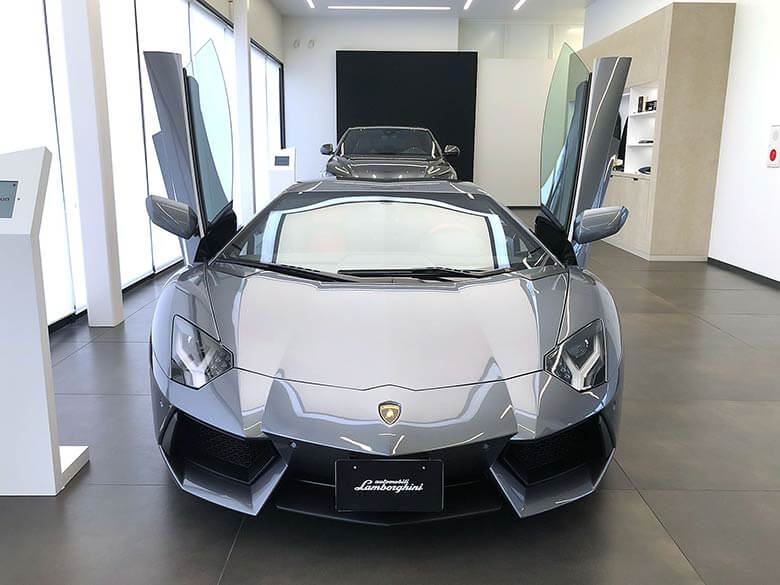 ランボルギーニ アヴェンタドール LP700-4