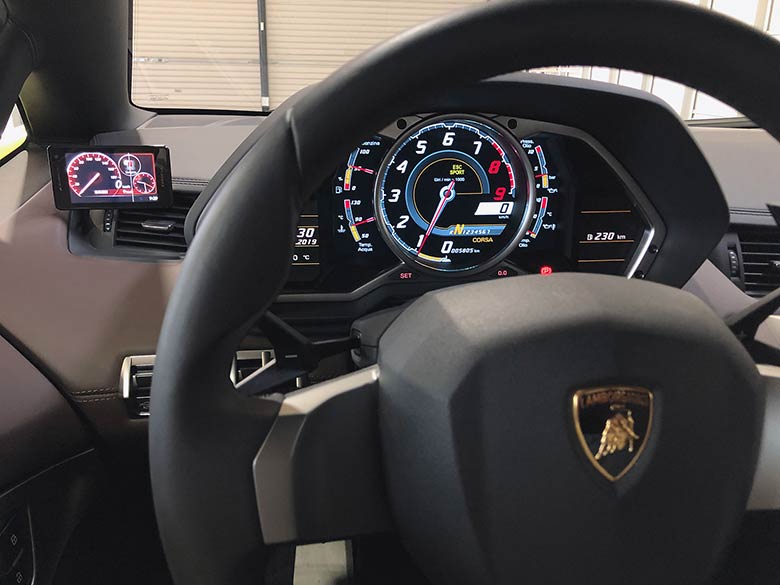 インテリア (14/19枚) ランボルギーニ アヴェンタドール LP700-4 イエローメタリック MY2014