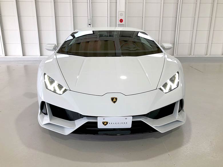 ランボルギーニ ウラカン EVO (LDF) 4WD - メタリックホワイト(Bianco Icarus） (2/20枚)