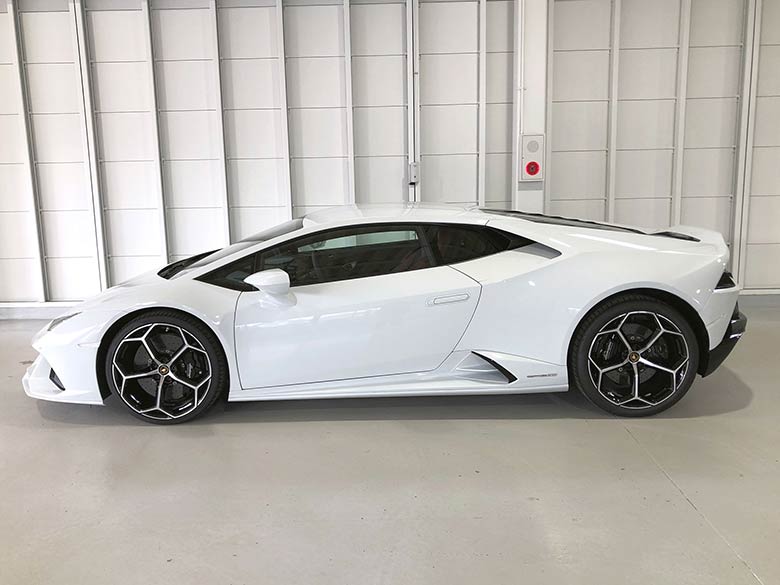 ランボルギーニ ウラカン EVO (LDF) 4WD - メタリックホワイト(Bianco Icarus） (5/20枚)