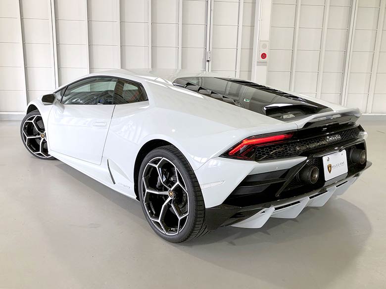 ランボルギーニ ウラカン EVO (LDF) 4WD - メタリックホワイト(Bianco Icarus） (8/20枚)