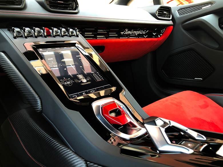 ランボルギーニ ウラカン EVO (LDF) 4WD - レッド(Rosso Mars）  (18/23枚)