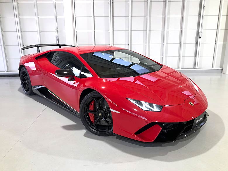 ランボルギーニ ウラカン ペルフォルマンテ (LDF) 4WD - レッド リアビューカメラ (3/20枚)