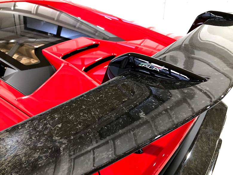 ランボルギーニ ウラカン ペルフォルマンテ (LDF) 4WD - レッド アクティブエアロシステム「ALA（エアロダイナミカ・ランボルギーニ・アッティーヴァ）」 (14/20枚)