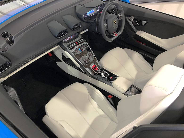 ランボルギーニ ウラカンスパイダーRWD (LDF)　オープン時の解放感は格別です(22/22枚)