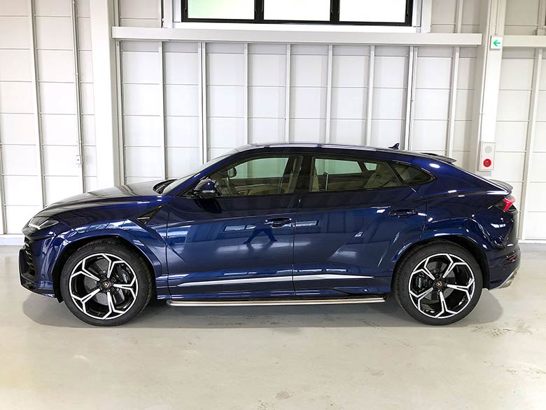 ランボルギーニ ウルス4.0 4WD - ブルーメタリック(5/23枚)