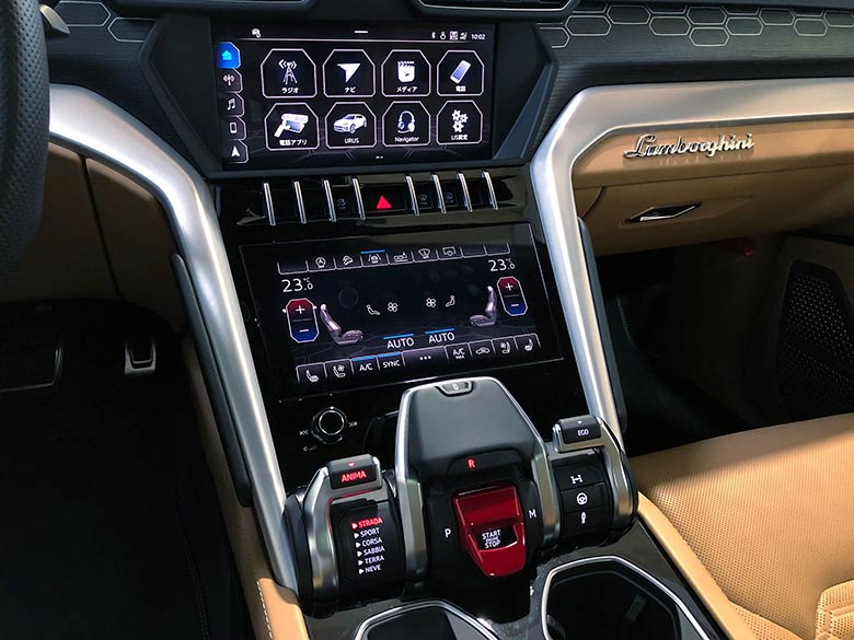 ランボルギーニ ウルス4.0 4WD - ブルーメタリック(13/23枚)