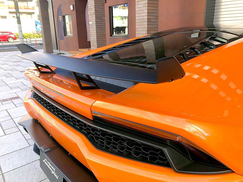 ランボルギーニ ウラカン LP610-4 (LDF) 4WD - オレンジ 純正エアロダイナミックキット装着 (7/29枚)