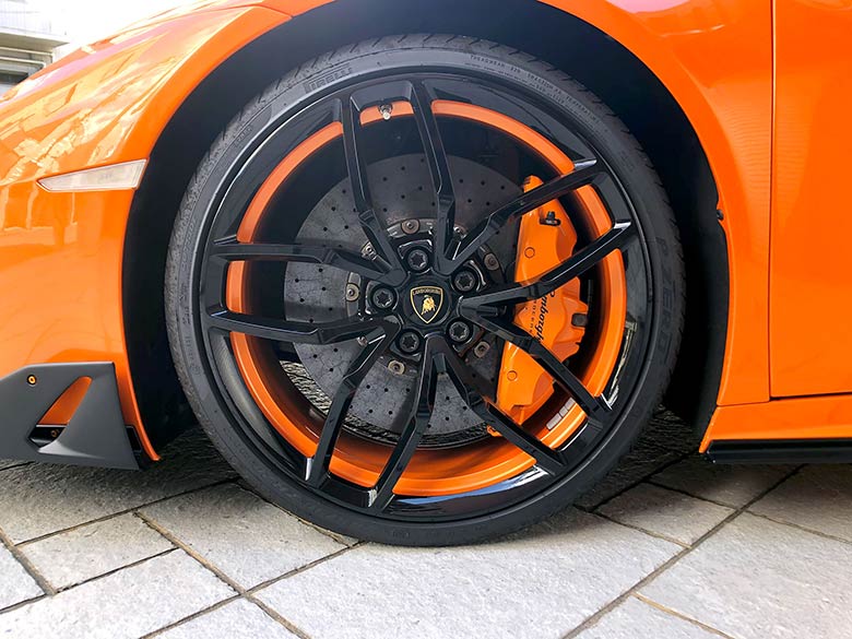 ランボルギーニ ウラカン LP610-4 (LDF) 4WD - オレンジ カーボンセラミックブレーキ　オレンジキャリパー (18/29枚)