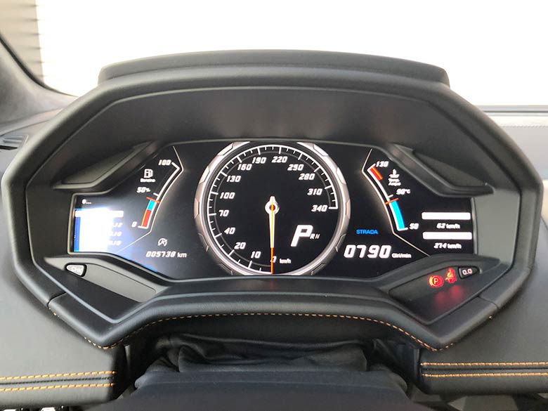 ランボルギーニ ウラカン LP610-4 (LDF) 4WD - オレンジ フルLCDのメーターパネル：STRADAモード (26/29枚)