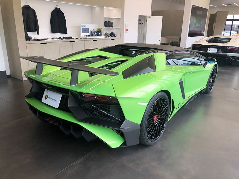 前20インチ後21インチホイール (5/20枚) ランボルギーニ アヴェンタドール SV ロードスター Verde Ithaca(グリーンパール)  MY2016