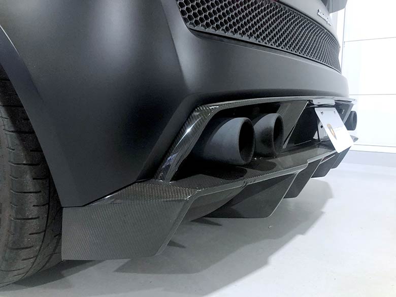 専用リヤウイングを備えた、ガヤルドのエボリューションモデル「スーパーレジェーラ」 (9/20枚) ランボルギーニ ガヤルド LP570-4 スーパーレジェーラ エディツィオーネ テクニカ eギア 4WD マットブラック MY2013