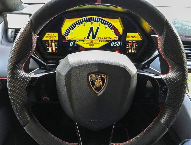 (14/20枚) ランボルギーニ アヴェンタドール LP750-4 SV Rosso Bia(レッドパール）  MY2015 