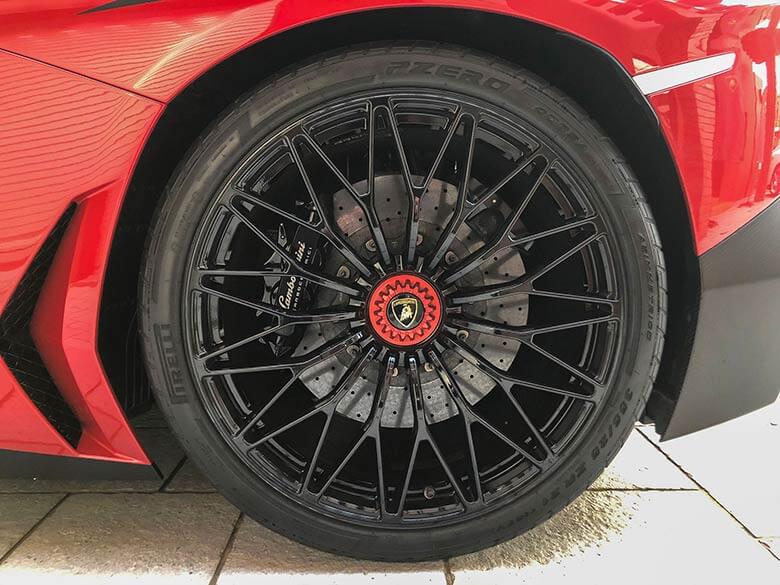 (20/20枚) ランボルギーニ アヴェンタドール LP750-4 SV Rosso Bia(レッドパール）  MY2015 