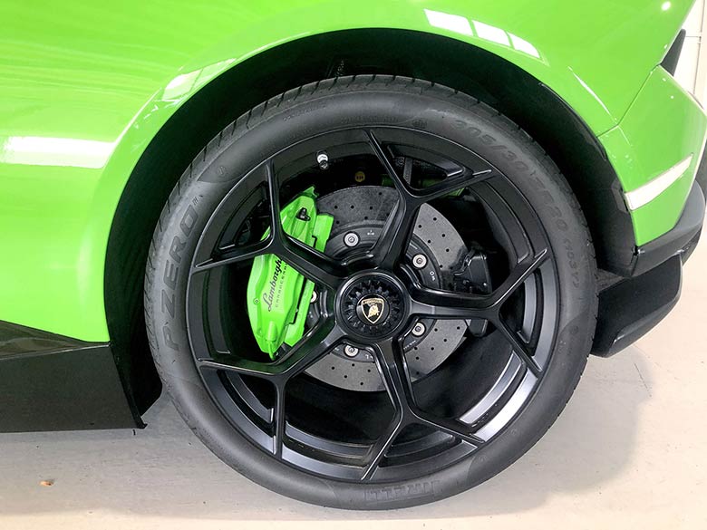 ランボルギーニ ウラカン ペルフォルマンテ (LDF) 4WD - グリーン (10/20枚)