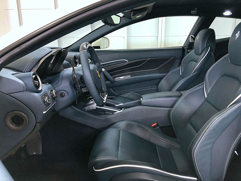 フェラーリ FF F1 DCT 4WD - ホワイト (14/24枚)